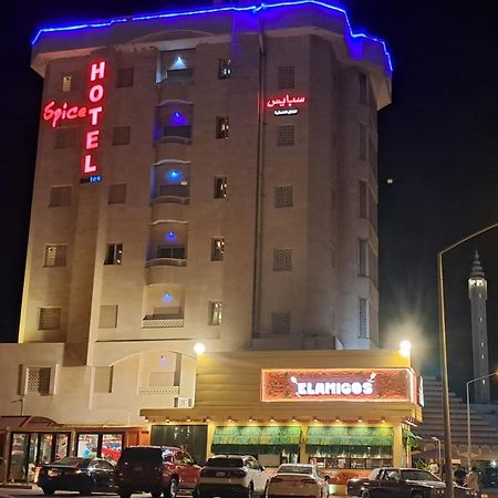 Spice Hotel Koeweit Buitenkant foto